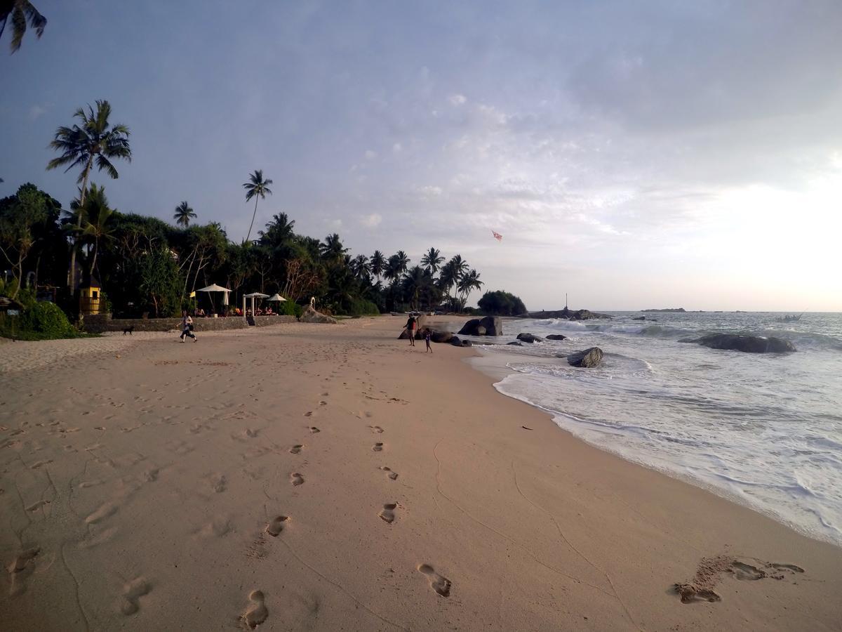 Ramon Beach Resort Ambalangoda  Exterior photo