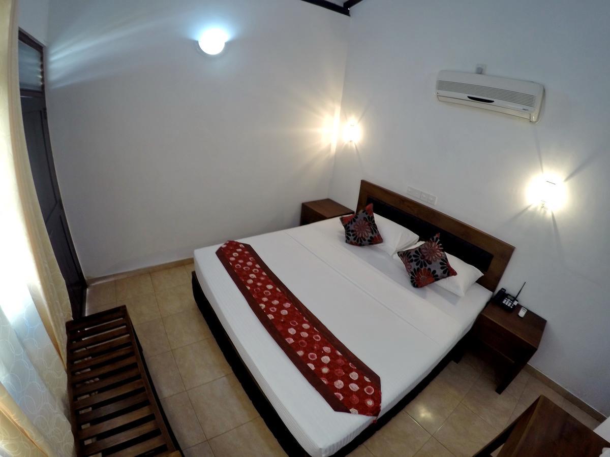 Ramon Beach Resort Ambalangoda  Exterior photo