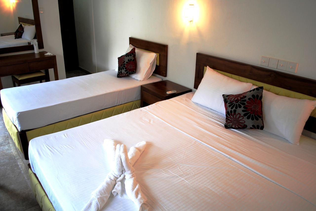 Ramon Beach Resort Ambalangoda  Exterior photo